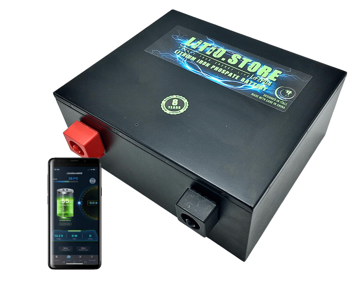 Batteria LiFePO4 12V 180Ah Bluetooth Litio Store LFP 150A BMS 2304Wh sottosedile