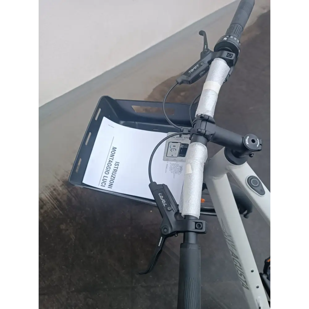 OFFERTA -50% Solo RITIRO A MANO e-bike di lusso eMV Agusta XT6 Cambio Elettronico Nuova Ultimo pezzo