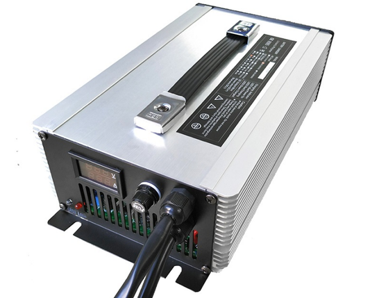 Caricabatterie a 220V 124.8V 14A 2000W LITIO STORE DL-2000N per batterie al Sodio ioni di sodio