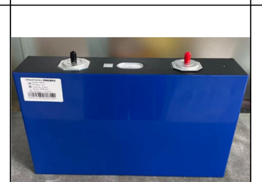 Celle LiFePO4 3.2V 628Ah max 1C scarica 3.2V 628Ah MB56 EVE originali litio ferro fosfato