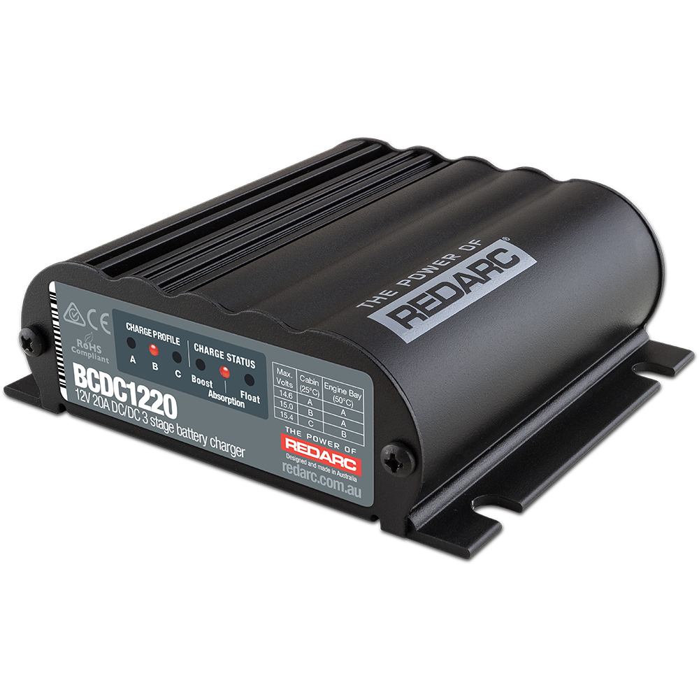 Redarc BCDC1220 caricabatterie DC-DC 12V 20A multistadio da vano motore, ingresso 12/24V