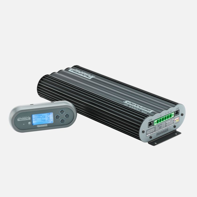 Redarc BMS1230S3-EU Manager30 BMS 12V 30A caricabatterie AC/DC/solare MPPT con spina EU 230V